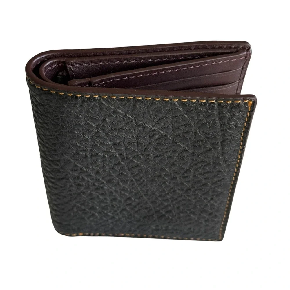 Coach Mens Black Pebble Leather Bifold Wallet Burgundy Interior Zipper Pocket